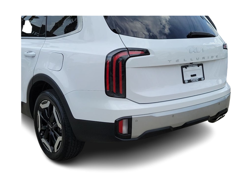 Thumbnail: 2023 Kia Telluride - 18