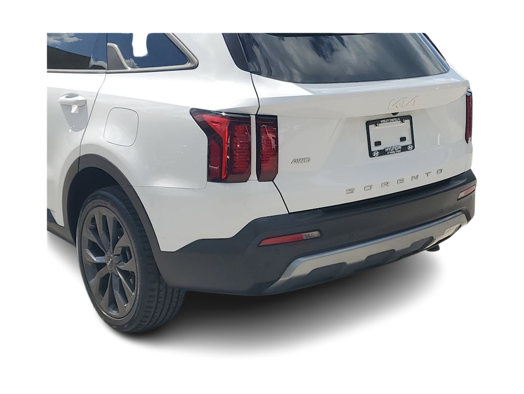 Thumbnail: 2022 Kia Sorento - 18