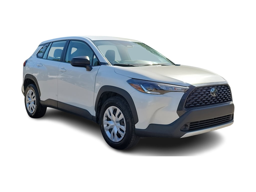 2023 Toyota Corolla Cross L 17
