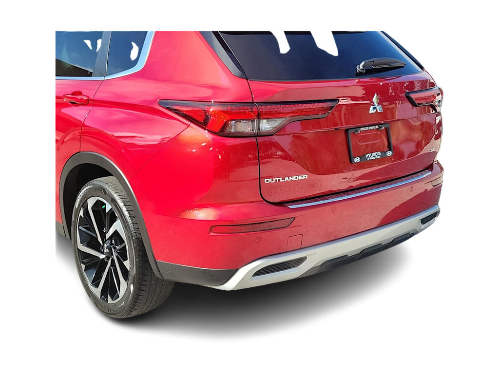 Thumbnail: 2024 Mitsubishi Outlander - 19