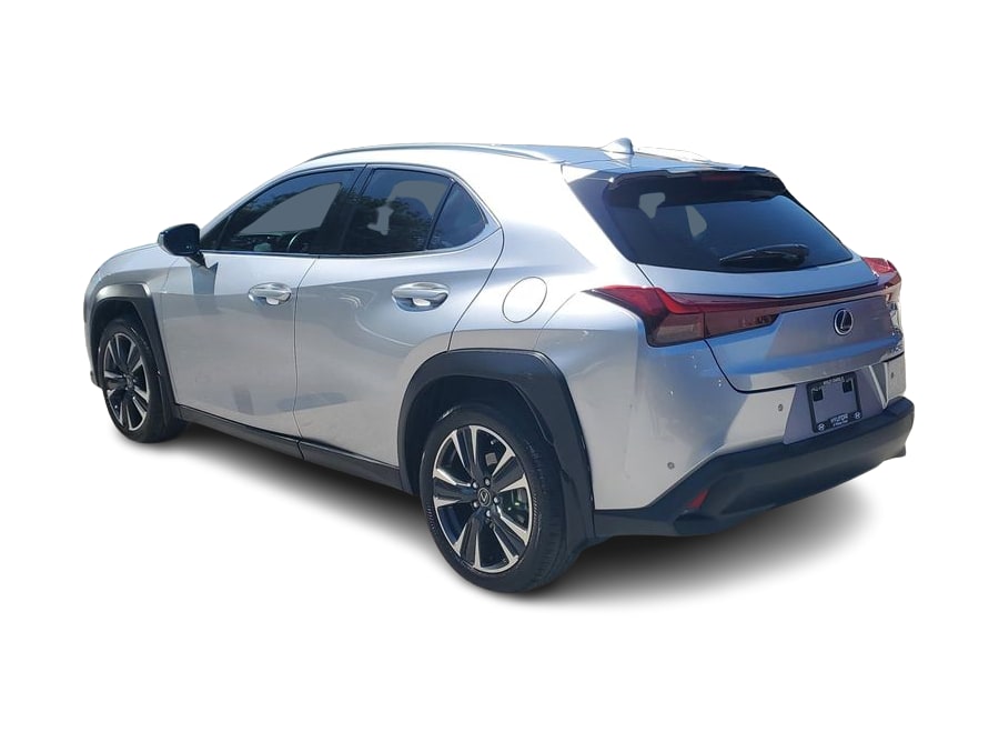Thumbnail: 2023 Lexus UX - 3