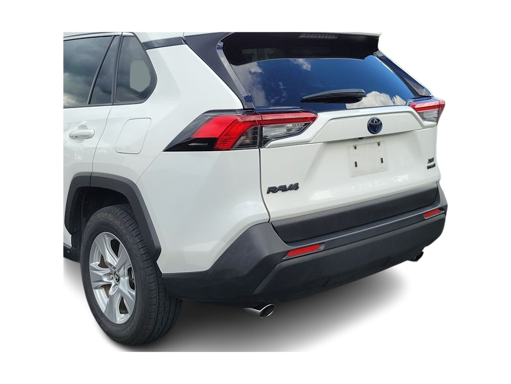 Thumbnail: 2020 Toyota RAV4 - 18