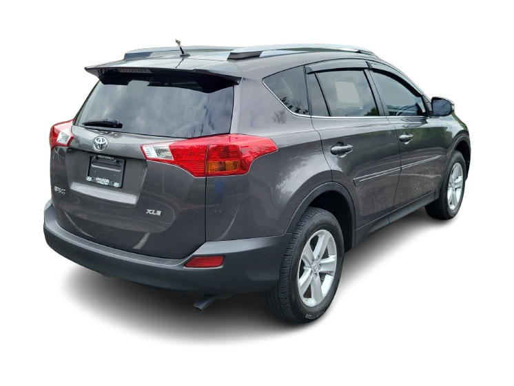 Thumbnail: 2013 Toyota RAV4 - 18