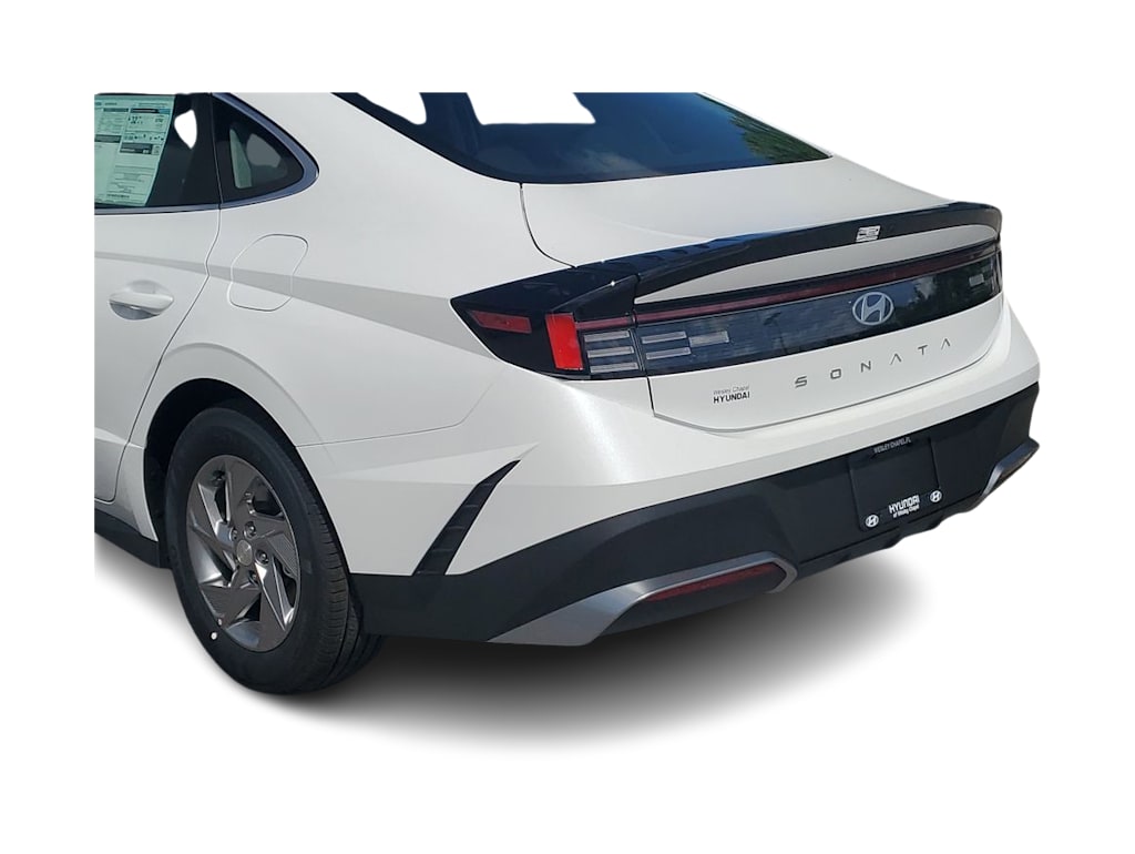 Thumbnail: 2026 Hyundai Sonata - 17
