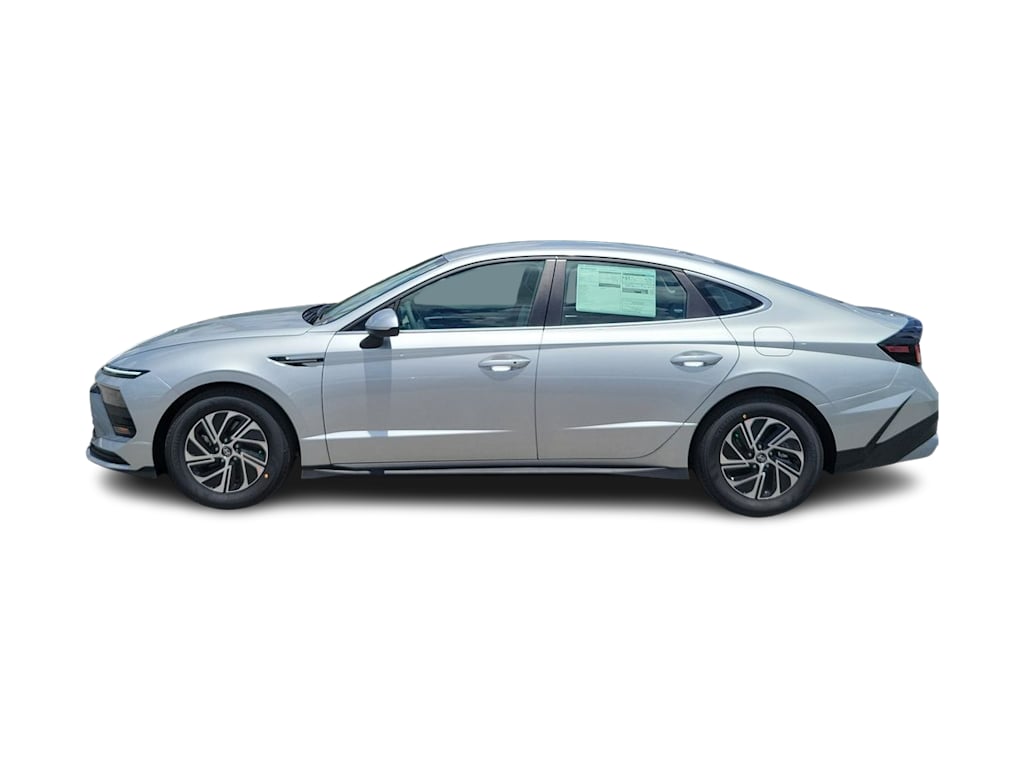 Thumbnail: 2026 Hyundai Sonata - 3