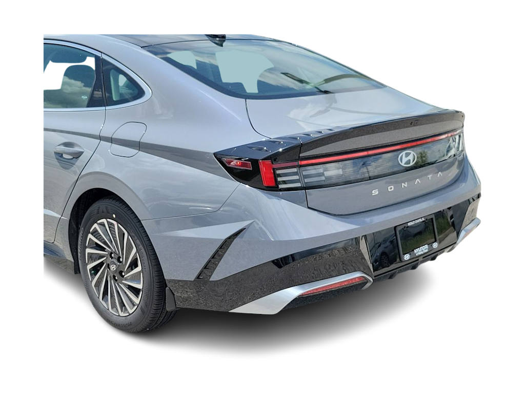 Thumbnail: 2026 Hyundai Sonata - 21