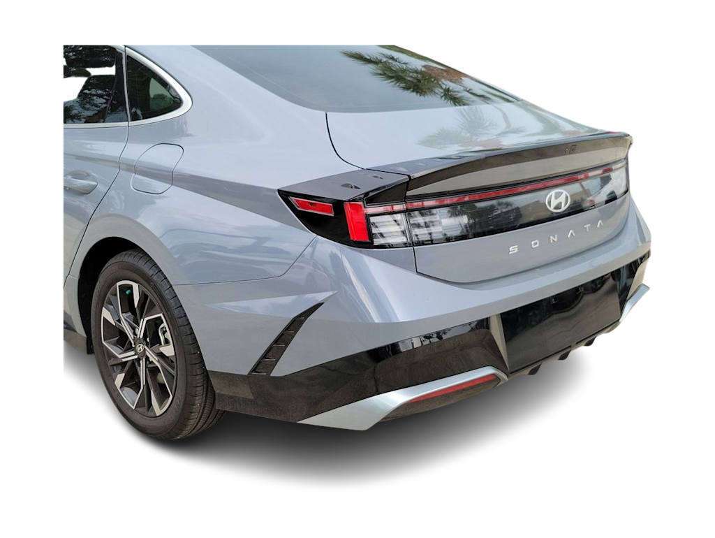 Thumbnail: 2024 Hyundai Sonata - 18