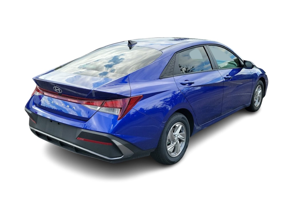 Thumbnail: 2025 Hyundai Elantra - 19