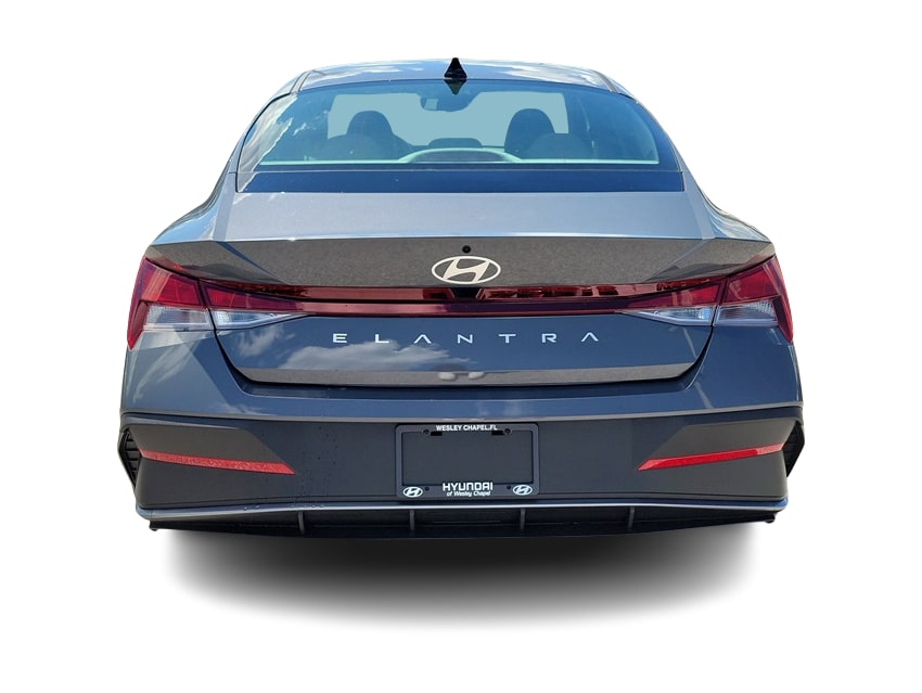 Thumbnail: 2025 Hyundai Elantra - 4