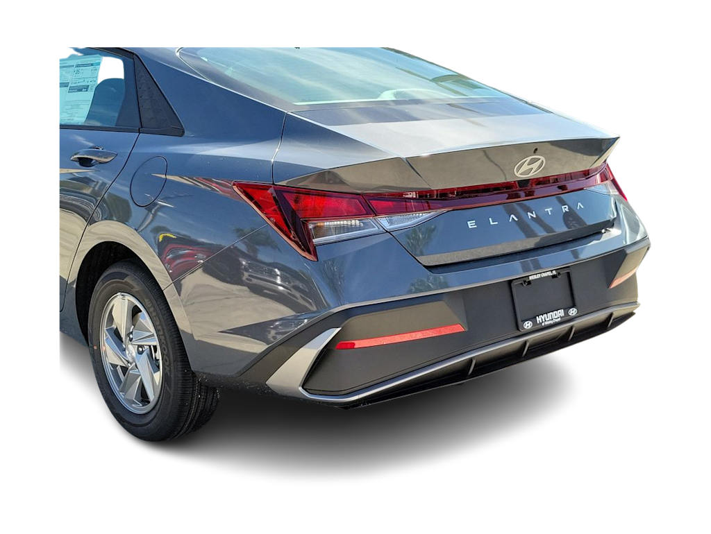 Thumbnail: 2026 Hyundai Elantra - 19