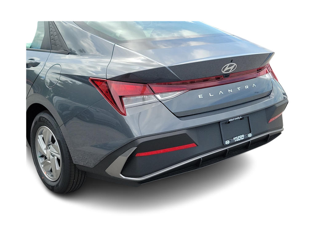 Thumbnail: 2025 Hyundai Elantra - 19