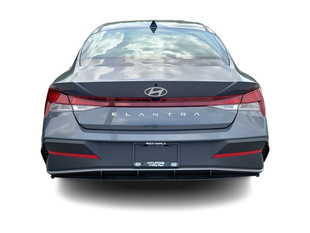 Thumbnail: 2025 Hyundai Elantra - 4