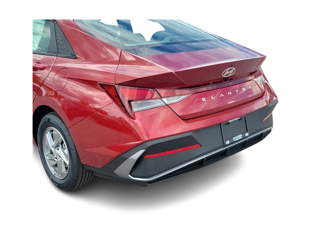 Thumbnail: 2025 Hyundai Elantra - 17