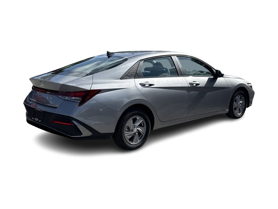 Thumbnail: 2025 Hyundai Elantra - 15