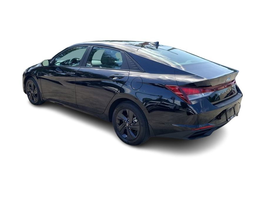 Thumbnail: 2023 Hyundai Elantra - 3