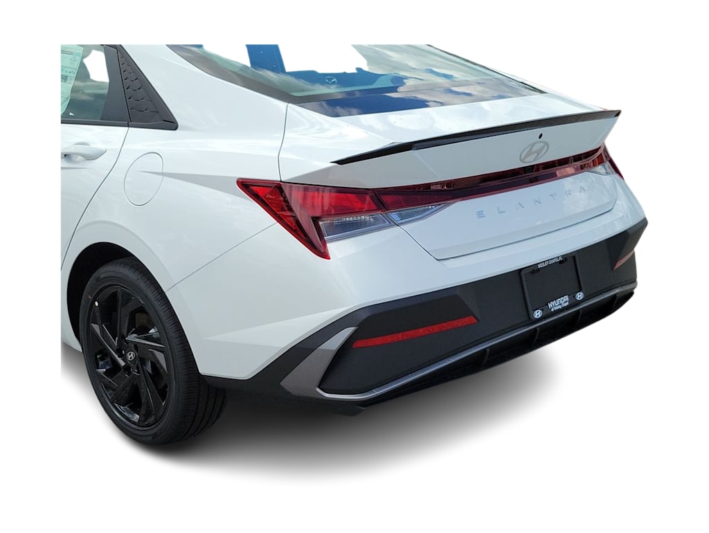 Thumbnail: 2026 Hyundai Elantra - 18