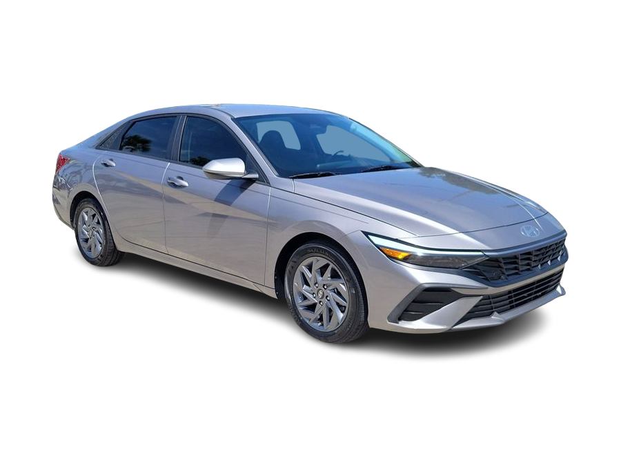 Thumbnail: 2024 Hyundai Elantra - 16