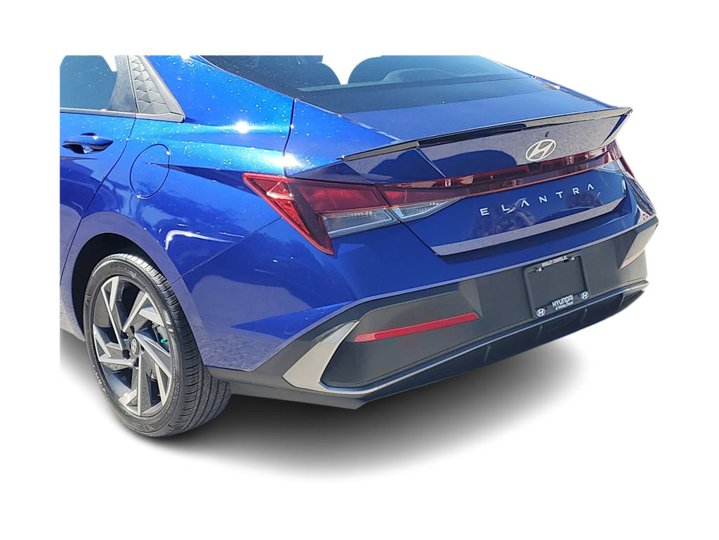 Thumbnail: 2025 Hyundai Elantra - 16