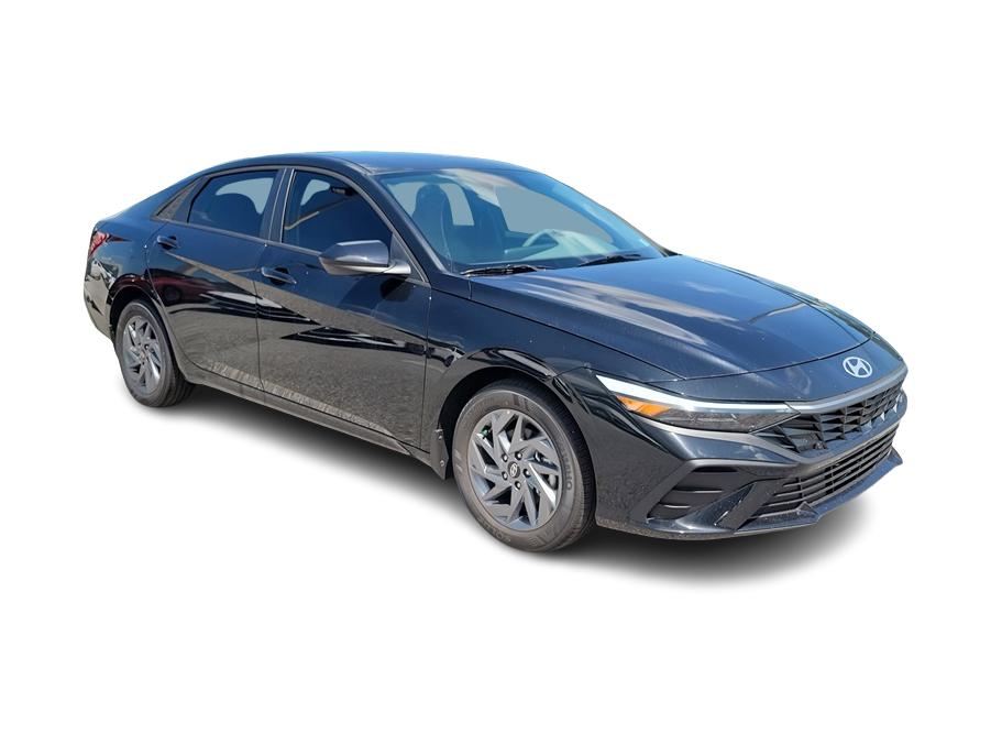 Thumbnail: 2025 Hyundai Elantra - 18