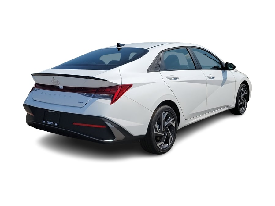 Thumbnail: 2025 Hyundai Elantra - 16
