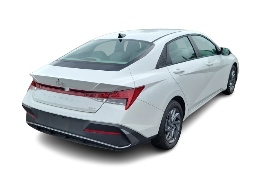 Thumbnail: 2025 Hyundai Elantra - 19