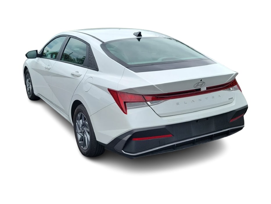 Thumbnail: 2025 Hyundai Elantra - 3