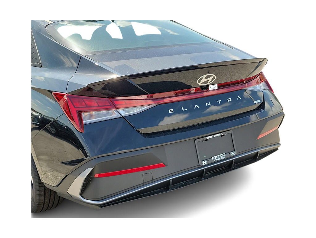 Thumbnail: 2025 Hyundai Elantra - 16