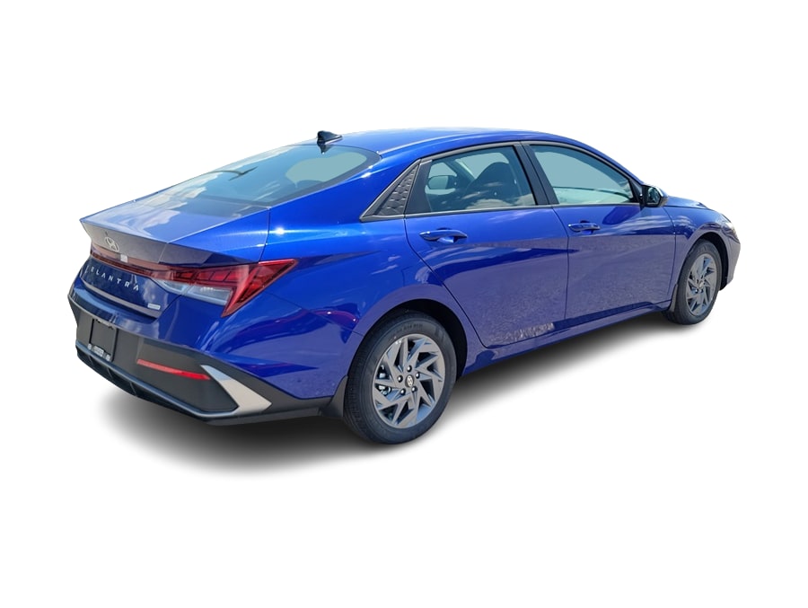 Thumbnail: 2025 Hyundai Elantra - 17