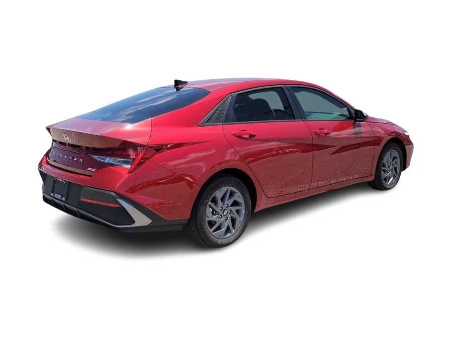 Thumbnail: 2026 Hyundai Elantra - 17