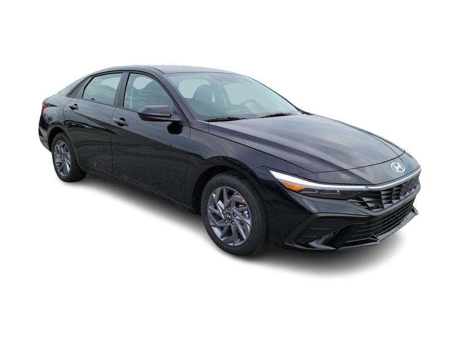 Thumbnail: 2026 Hyundai Elantra - 16