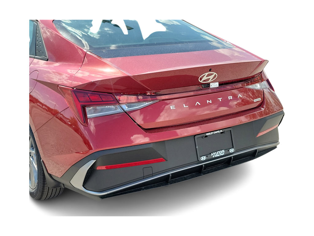 Thumbnail: 2025 Hyundai Elantra - 18
