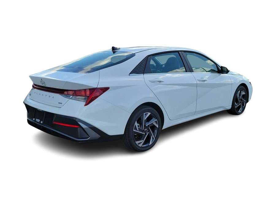 Thumbnail: 2026 Hyundai Elantra - 17