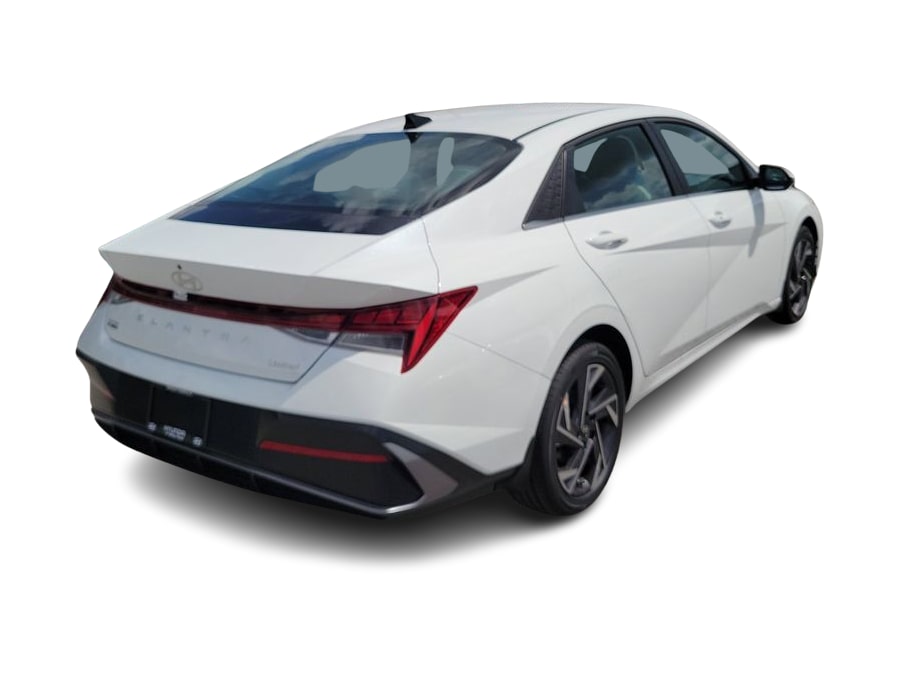 Thumbnail: 2026 Hyundai Elantra - 18