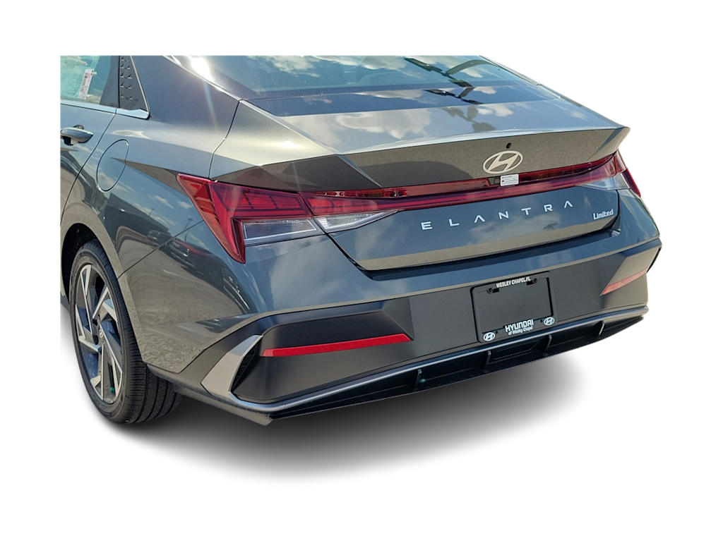 Thumbnail: 2025 Hyundai Elantra - 20