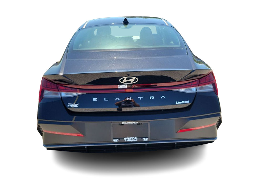Thumbnail: 2026 Hyundai Elantra - 4