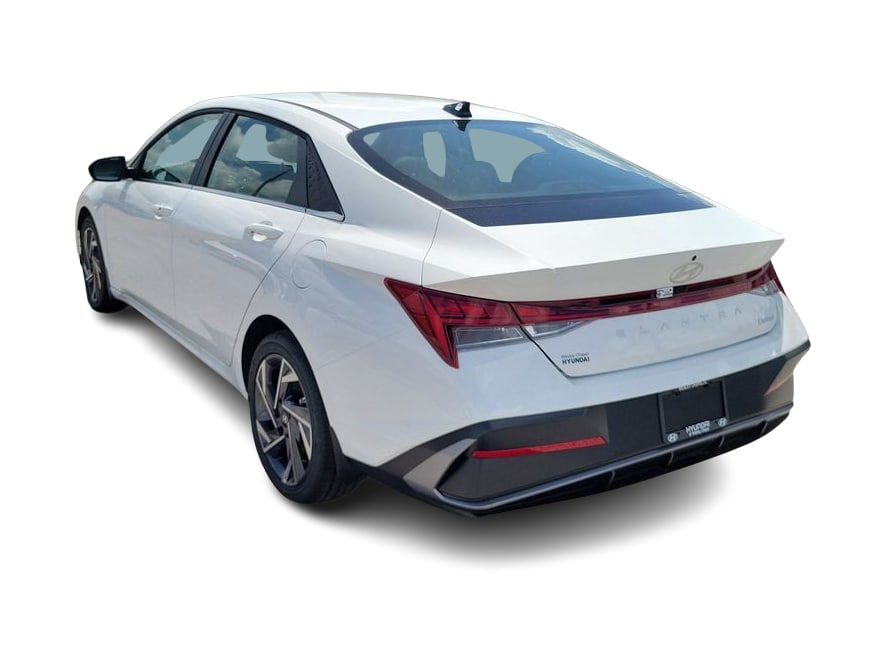 Thumbnail: 2026 Hyundai Elantra - 3