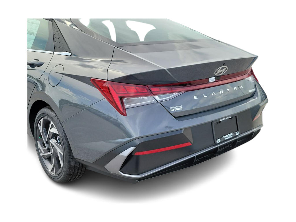 Thumbnail: 2026 Hyundai Elantra - 18