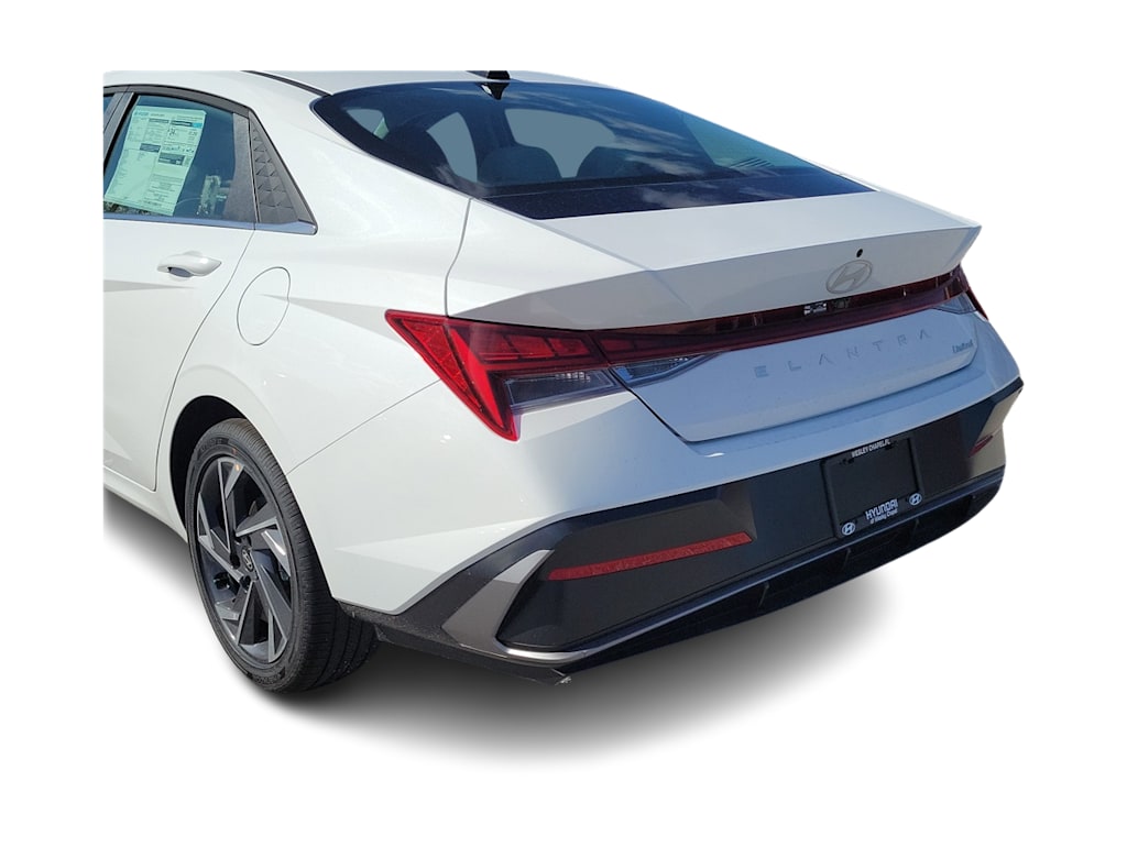 Thumbnail: 2026 Hyundai Elantra - 19