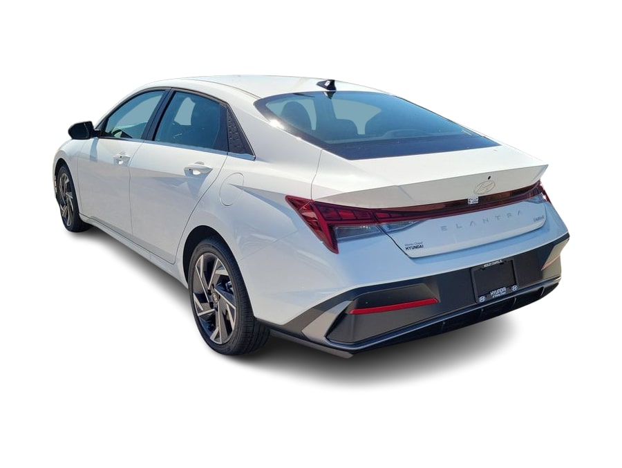 Thumbnail: 2026 Hyundai Elantra - 3