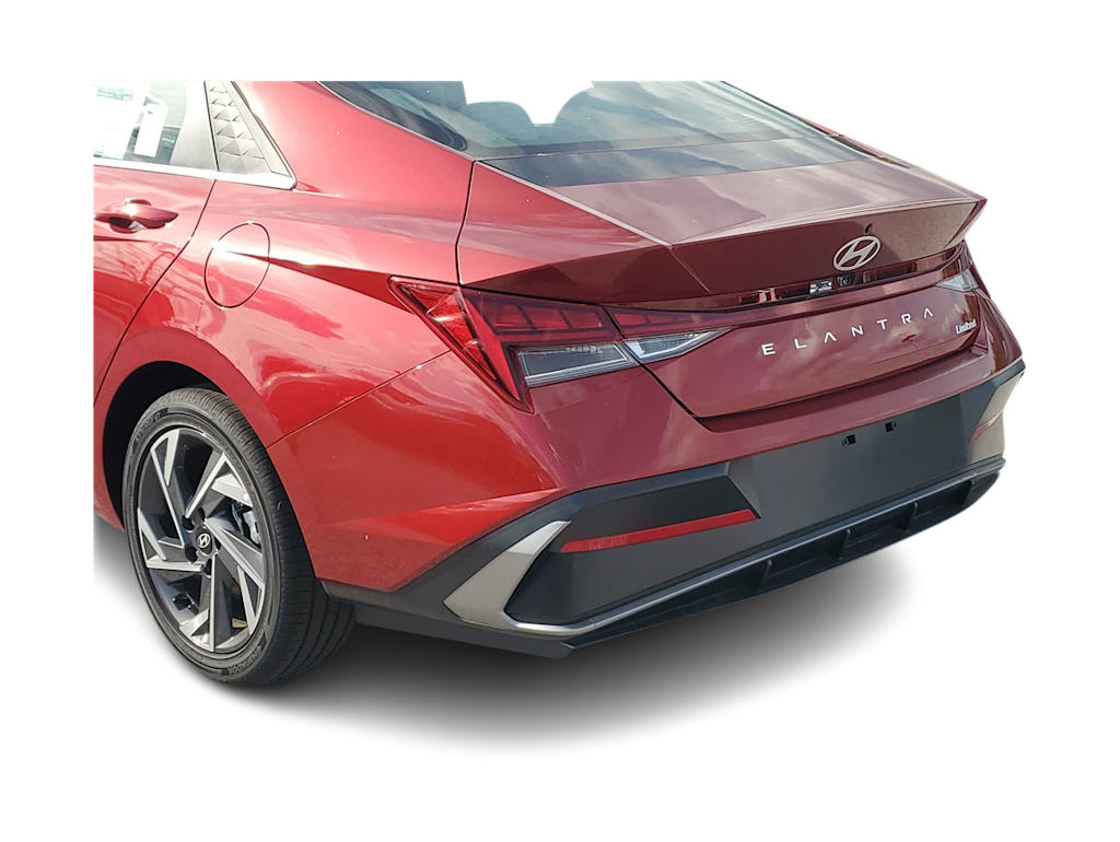 Thumbnail: 2025 Hyundai Elantra - 19