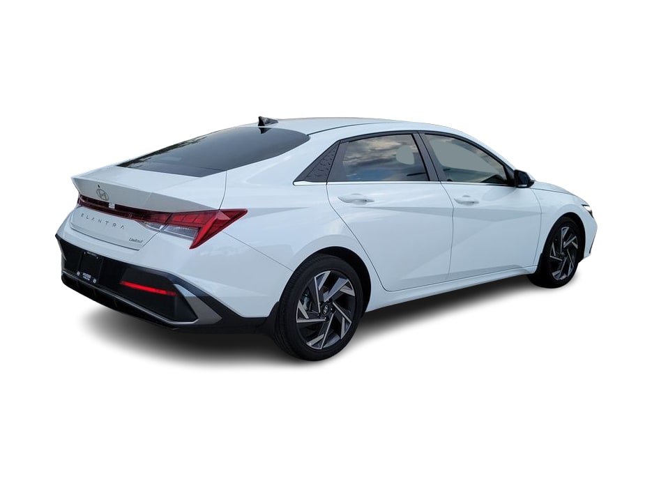 Thumbnail: 2025 Hyundai Elantra - 16