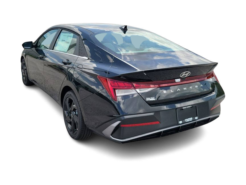 Thumbnail: 2026 Hyundai Elantra - 3