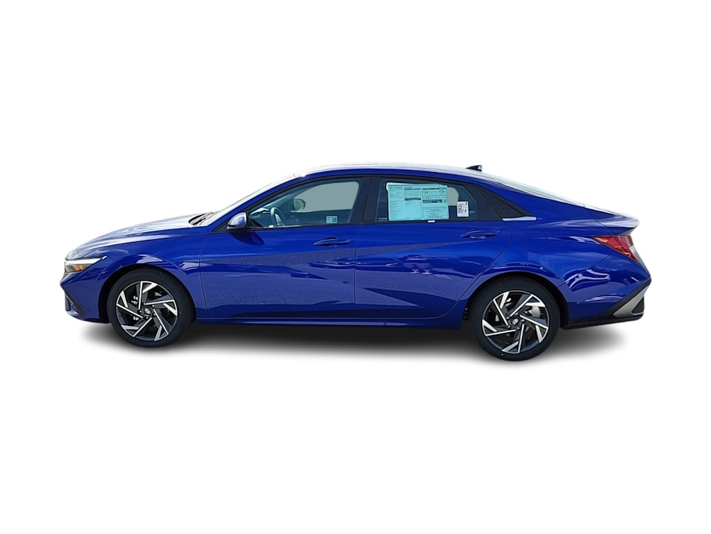 2025 Hyundai Elantra SEL 3