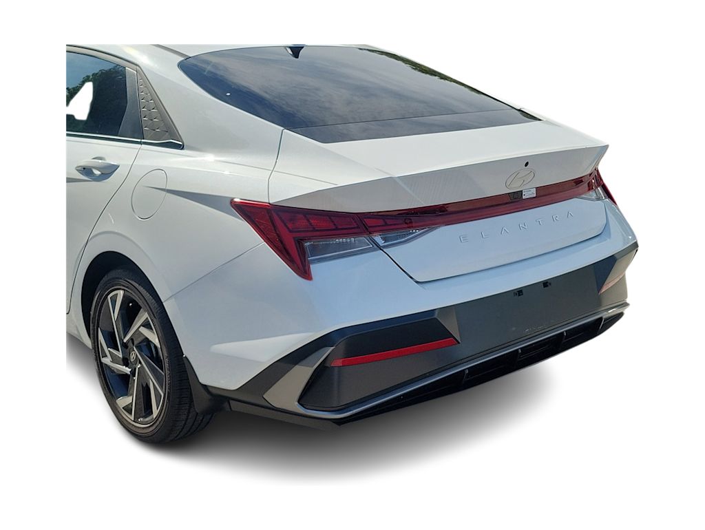 Thumbnail: 2025 Hyundai Elantra - 18