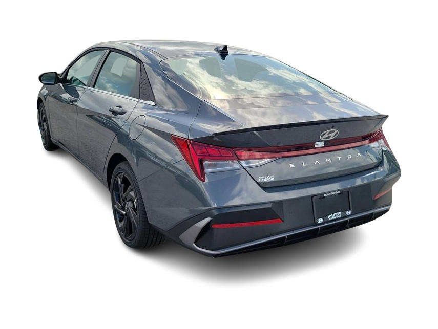 Thumbnail: 2026 Hyundai Elantra - 3