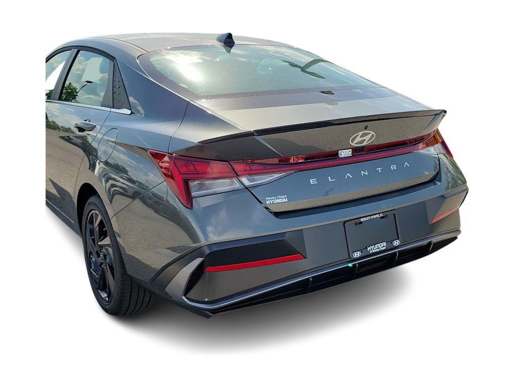 Thumbnail: 2026 Hyundai Elantra - 18