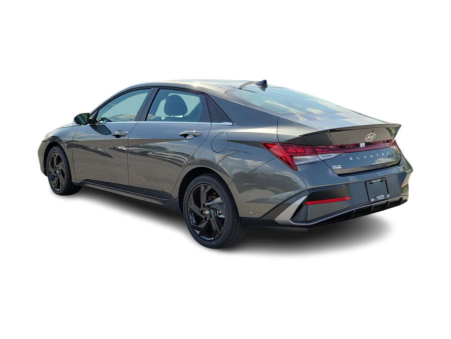 Thumbnail: 2026 Hyundai Elantra - 3