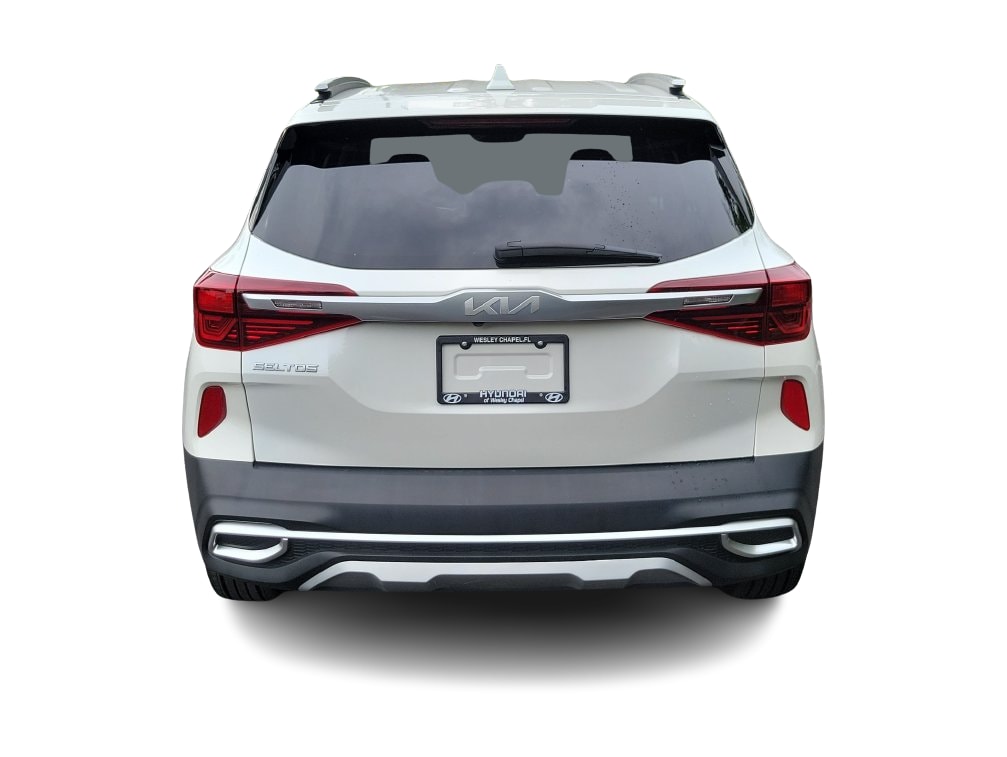 Thumbnail: 2023 Kia Seltos - 4