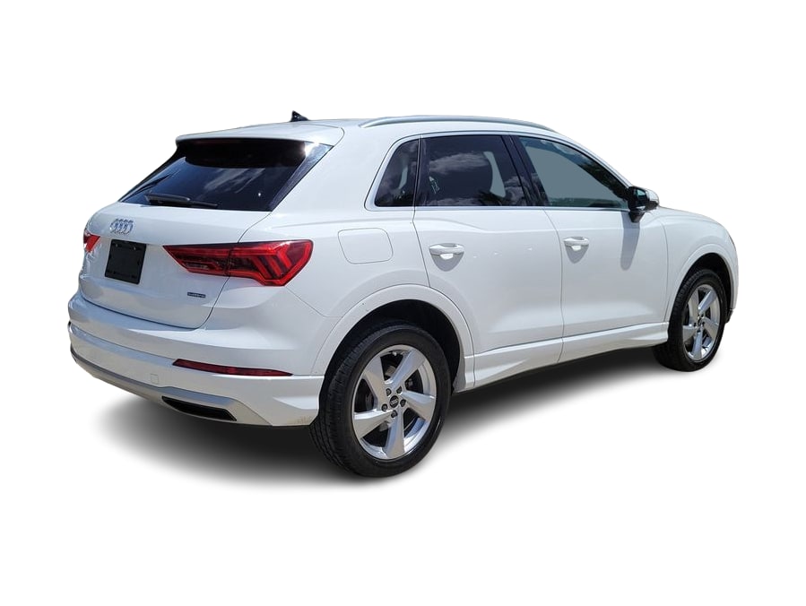 Thumbnail: 2021 Audi Q3 - 16