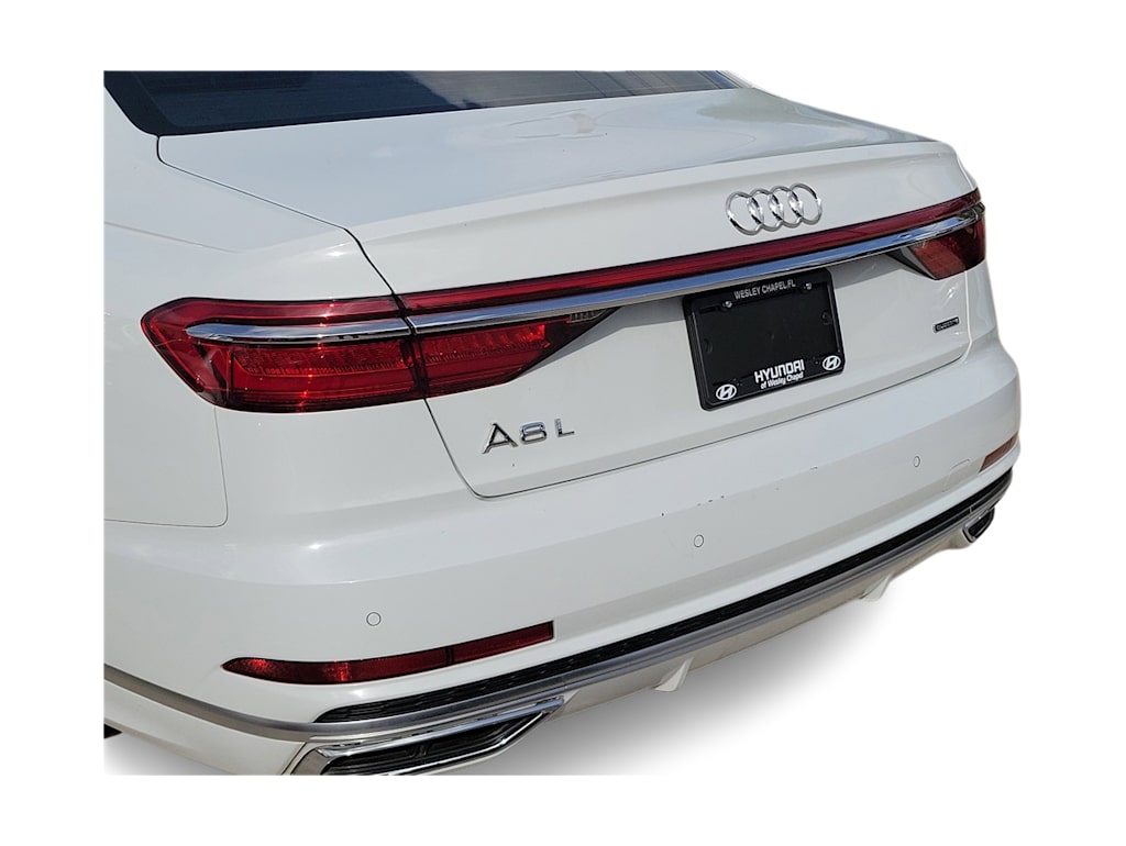 Thumbnail: 2021 Audi A8 - 21